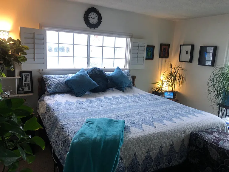 2 FLOOR MASTER BEDROOM