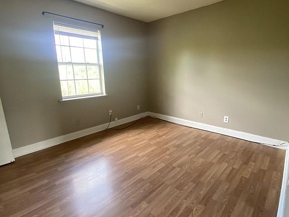 3rd image of 1401 Meeks St APT A7