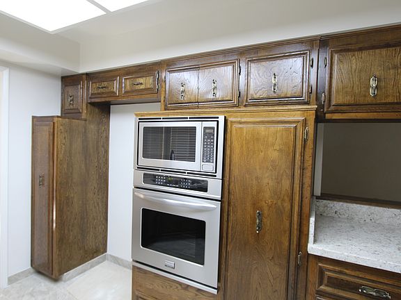 Upgraded oven/microwave