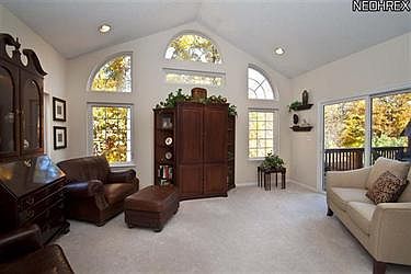 4th image of 9588 Scottsdale Dr