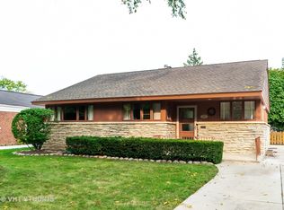1227 Arbor Ave, Highland Park, IL 60035