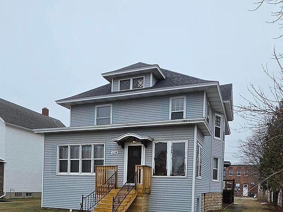 2nd image of 1114 1st Ave S