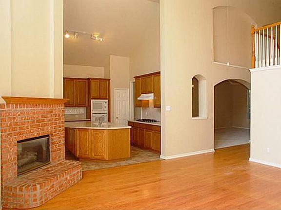 5th image of 7512 England Dr
