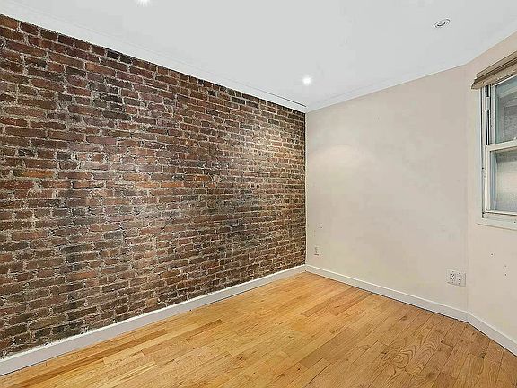 4th image of 161 Ludlow St APT 5
