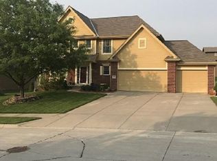 13701 S 44th St, Bellevue, NE 68123