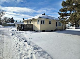 116 1st St NW, Menahga, MN 56464
