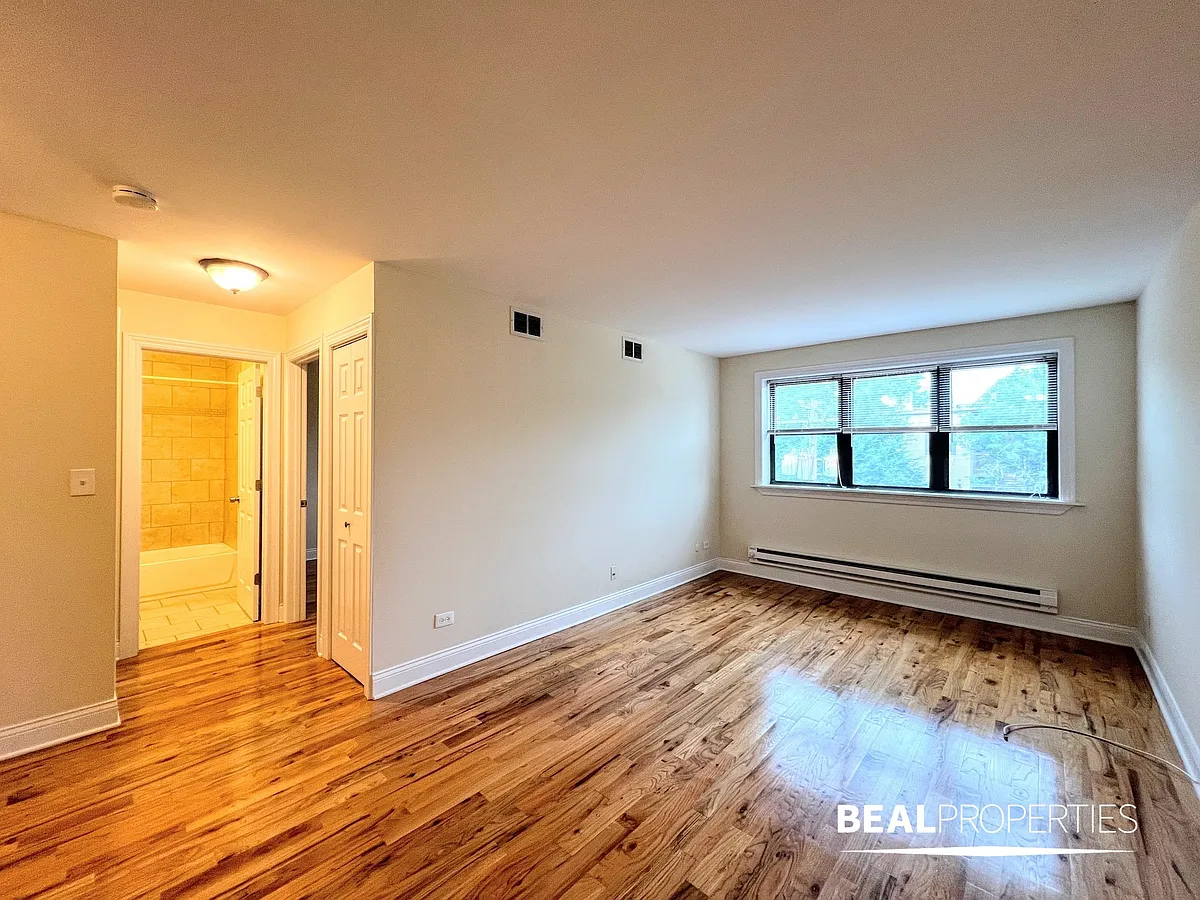 Building Photo - 555 W Arlington Pl #309