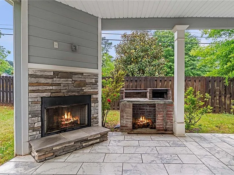 2627 Chase Rdg — Photo 35
