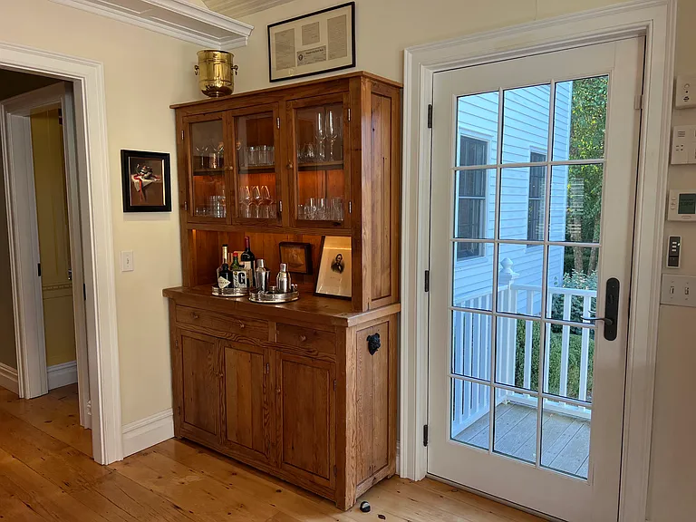 23 Howard St — Photo 11