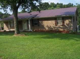 1330 Kenny St, Greeneville, TN 37745