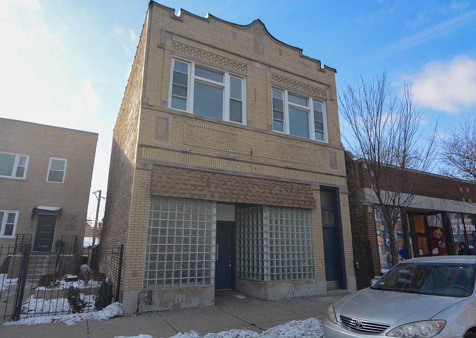 1st image of 4324 N Milwaukee Ave #1F