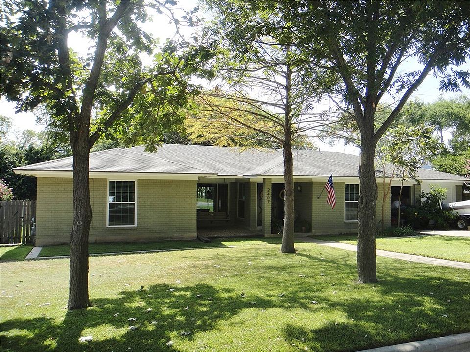 1st image of 2407 Harrowden Dr