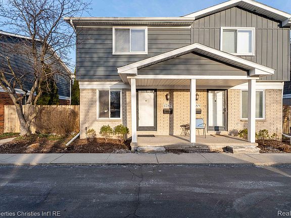 4th image of 1787 Southfield Rd