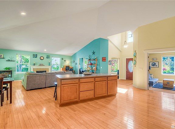 5th image of 11712 12th Avenue Ct NW
