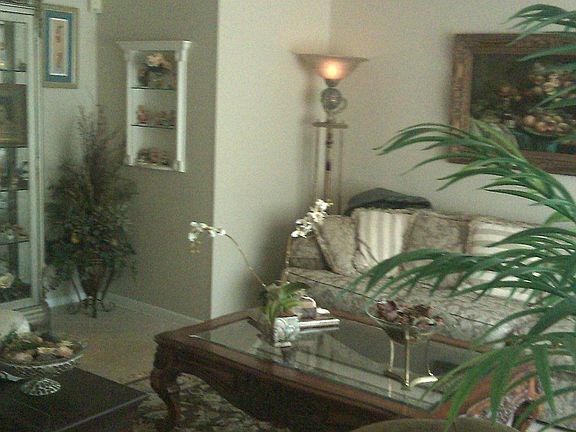 3rd image of 6153 Wesconnett Blvd