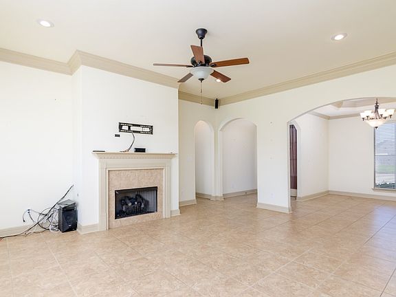 4th image of 5071 Wildwood Dr