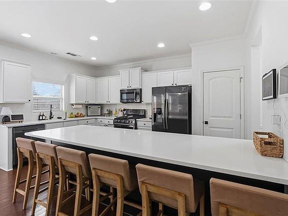 5th image of 1675 Cedar Mill Ct