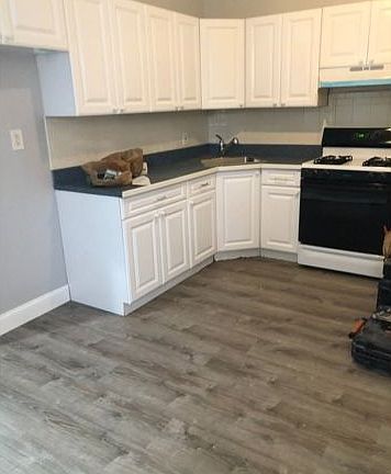 3rd image of 90-46 Borkel Pl Floor 2