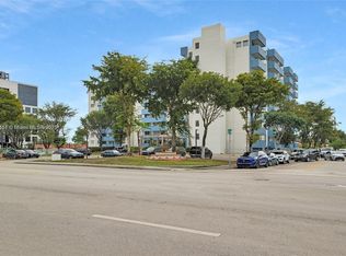 5050 NW 7th St APT 202, Miami, FL 33126
