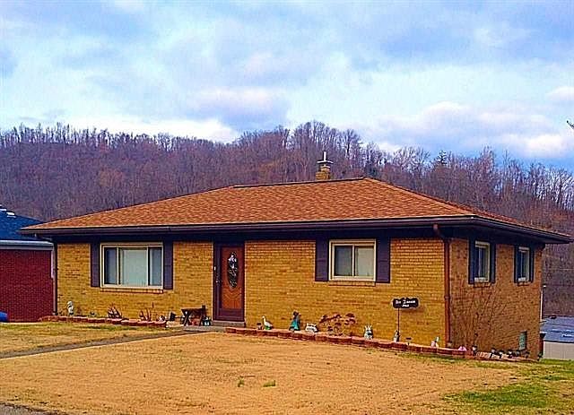 1st image of 636 Tulip Ln