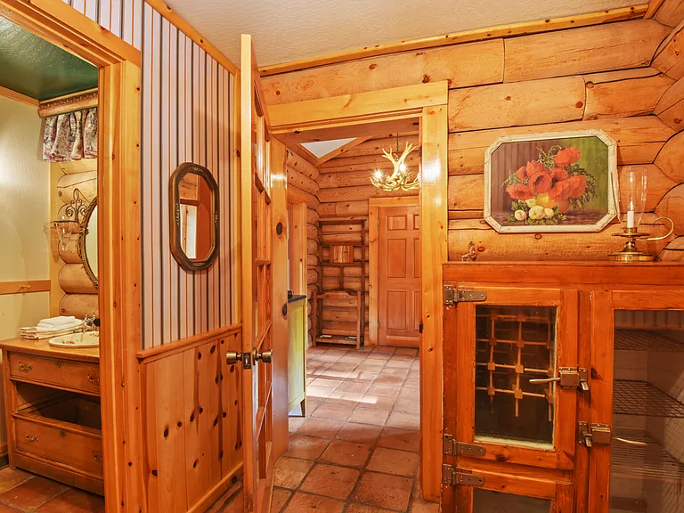 641 Chad Rd — Photo 11