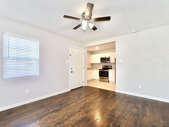 3rd image of 4725 Owenwood Ave