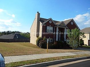 1241 Millwood Dr, Riverdale, GA 30296
