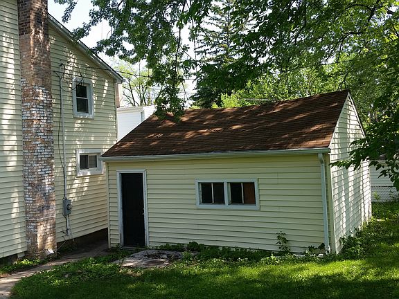 5th image of 1527 Walnut Dr