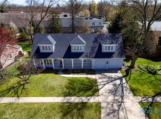 6735 Brintwood Rd, Sylvania, OH 43560