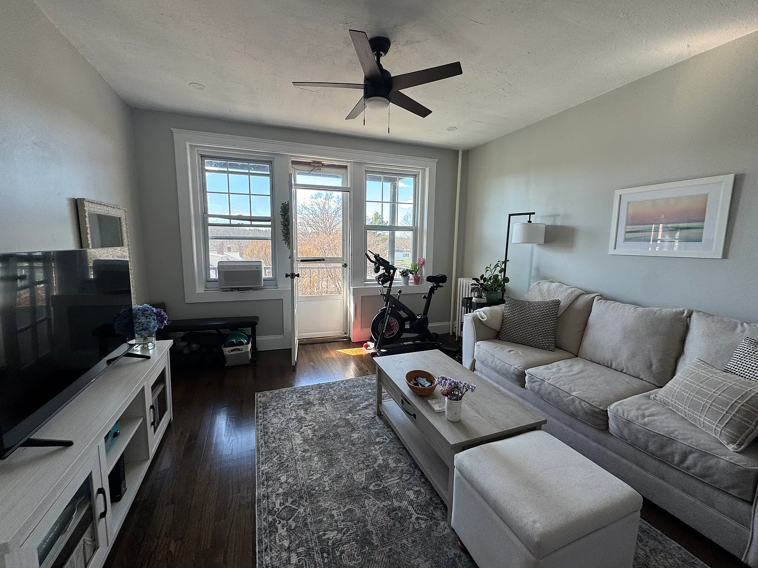 1 bed, 721 sqft, $2,700 — Photo 1