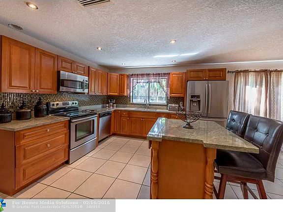 2nd image of 6860 NW 45th Ct