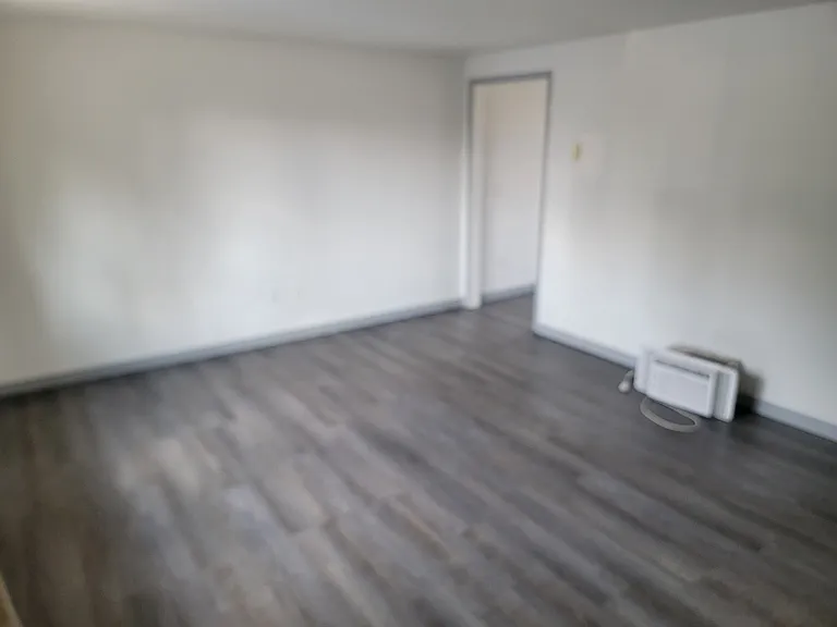 303 W Sherlock St #1 — Photo 7