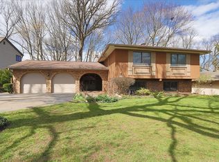 216 Jervey Ln, Bartlett, IL 60103