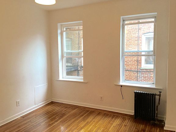 2nd image of 2814 Kennedy Blvd APT 101