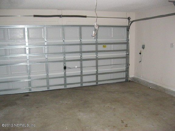 3rd image of 13663 Devan Lee Dr E
