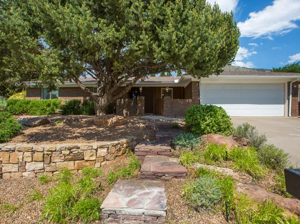 3036 Palo Alto Dr NE, Albuquerque, NM 87111