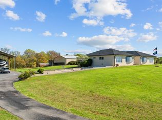 370 Ailey Rd, Dandridge, TN 37725