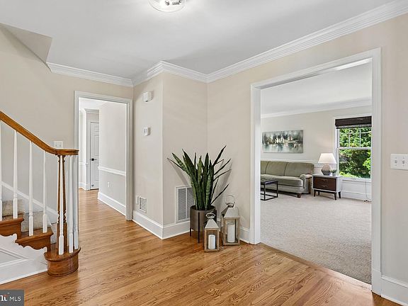 5th image of 20920 Sunnyacres Rd