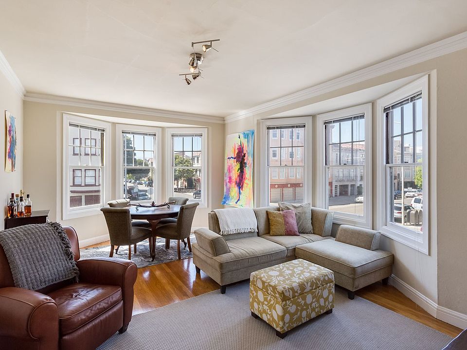 1st image of 2285 Bay St #3
