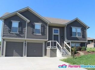 1105 Rylee Ct, Kearney, MO 64060