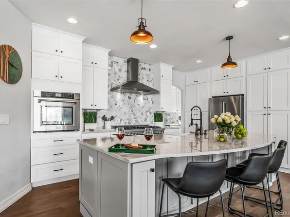 8537 Winter Berry Drive, Castle Pines, CO 80108