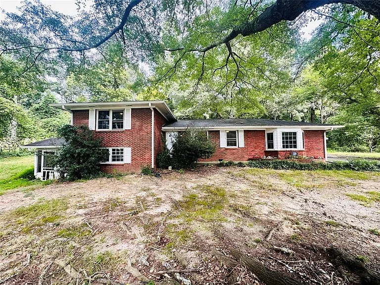6150 Mallory Rd — Photo 1