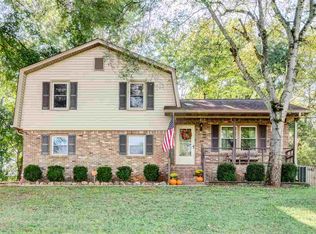 104 Michael Dr, Huntsville, AL 35811