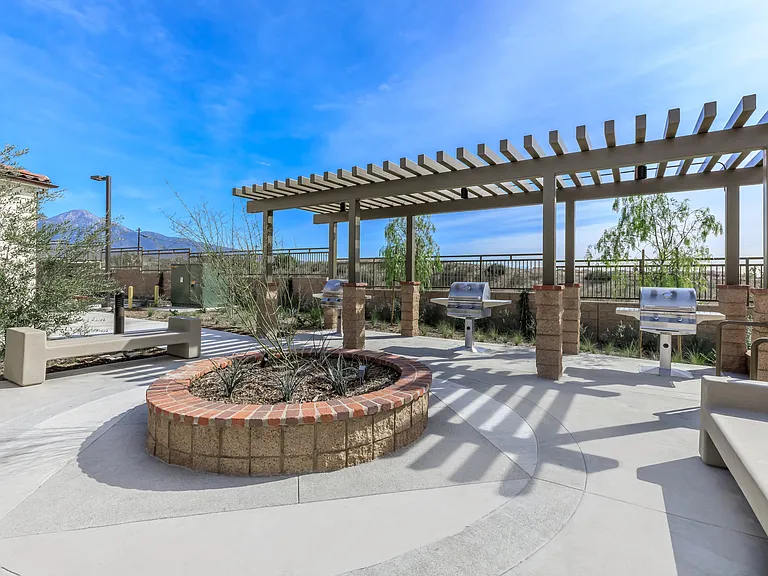 Arrow Vista Village — Photo 52