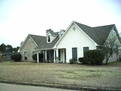 2nd image of 2841 Burma Dr