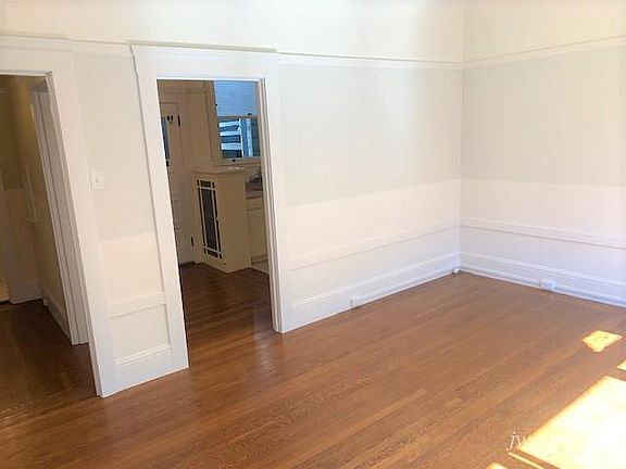 4th image of 211 San Jose Ave #2