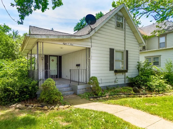 809 W Beechwood Ave, Muncie, IN 47303