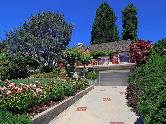 4th image of 1412 Escalona Dr