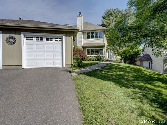 2nd image of 171 Coho Lane #171
