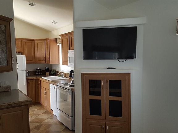 Living/Kitchen